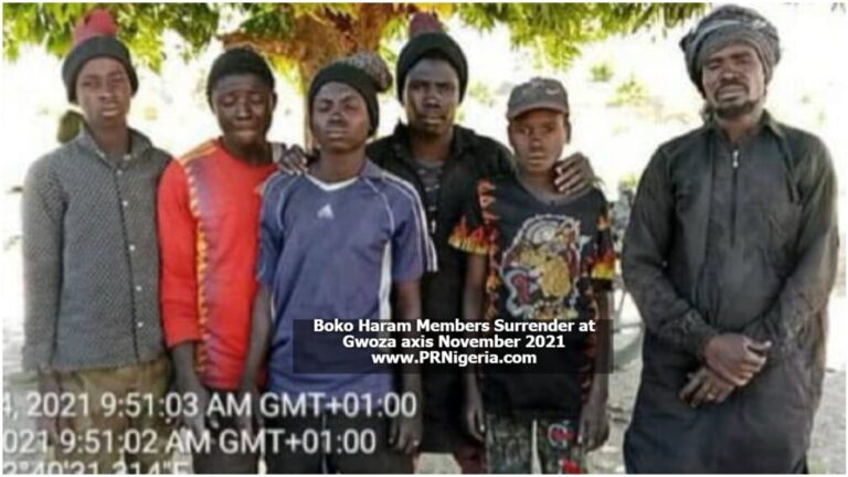 Mayaƙan Boko Haram sun ajiye makamai a Gwoza, yayin da dakarun Nijeriya su ka fafata da ISWAP a Malam Fatori Mayaƙan Boko Haram sun ajiye makamai a Gwoza, yayin da dakarun Nijeriya su ka fafata da ISWAP a Malam Fatori