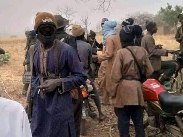 A na fakewa da biyan kuɗin fansa ga ƴan ta’adda a ɗebe dukiyar gwamnati — Kwamishina A na fakewa da biyan kuɗin fansa ga ƴan ta’adda a ɗebe dukiyar gwamnati — Kwamishina