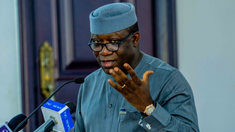 Sakataren Gwamnatin Jihar Ekiti ya yi murabus Sakataren Gwamnatin Jihar Ekiti ya yi murabus