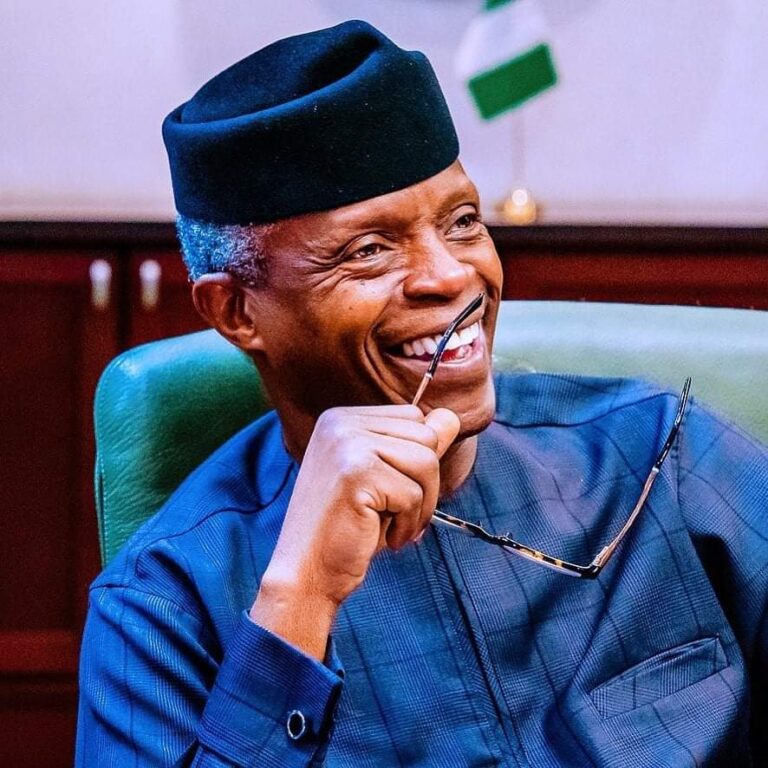 2023: Ƙungiyoyin Arewa sun kaɗa kugen goyon bayan Osibanjo a matsayin shugaban ƙasa 2023: Ƙungiyoyin Arewa sun kaɗa kugen goyon bayan Osibanjo a matsayin shugaban ƙasa