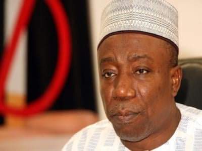 Rikicin APC a Kebbi: Ku buɗe ofisoshin jam’iya a kowacce ƙaramar hukuma, Aliero ya umarci mabiya Rikicin APC a Kebbi: Ku buɗe ofisoshin jam’iya a kowacce ƙaramar hukuma, Aliero ya umarci mabiya