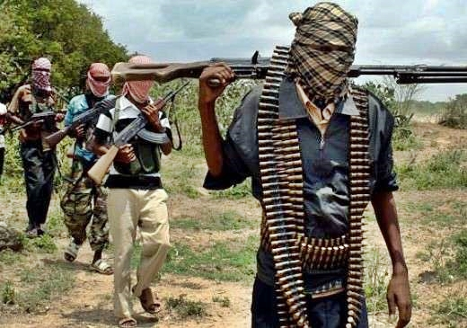 Ƴan bindiga sun yi garkuwa da malami a Kwara, sun kuma buƙaci kuɗin fansa N100m Ƴan bindiga sun yi garkuwa da malami a Kwara, sun kuma buƙaci kuɗin fansa N100m