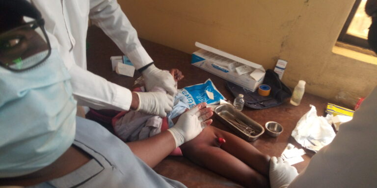 Shugaban Ƙaramar Hukuma ya ɗau nauyin yi wa yara 1,000 kaciya a Kano Shugaban Ƙaramar Hukuma ya ɗau nauyin yi wa yara 1,000 kaciya a Kano