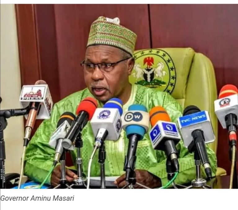 Rashin Tsaro: Masari ya yi sabuwar dokar hana dabancin siyasa da manna fastoci a ko ina