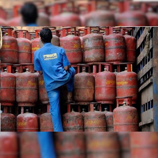 Fashewar tukunyar gas ta kashe mutum 1 a kan hanyar kai kayan Katsina Fashewar tukunyar gas ta kashe mutum 1 a kan hanyar kai kayan Katsina