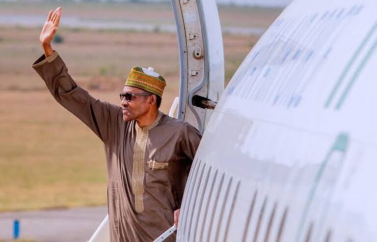 Buhari ya tafi Landan domin duba lafiyarsa Buhari ya tafi Landan domin duba lafiyarsa