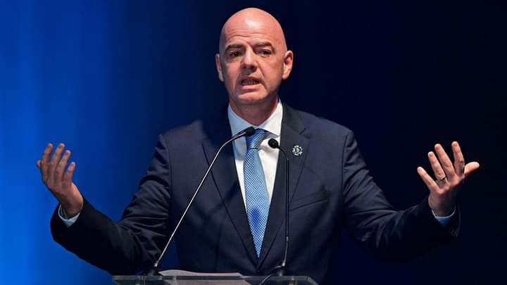 FIFA ta haramta wasannin ƙasa da ƙasa a Russia da kuma hana sanya tuta ko yin taken ƙasa FIFA ta haramta wasannin ƙasa da ƙasa a Russia da kuma hana sanya tuta ko yin taken ƙasa