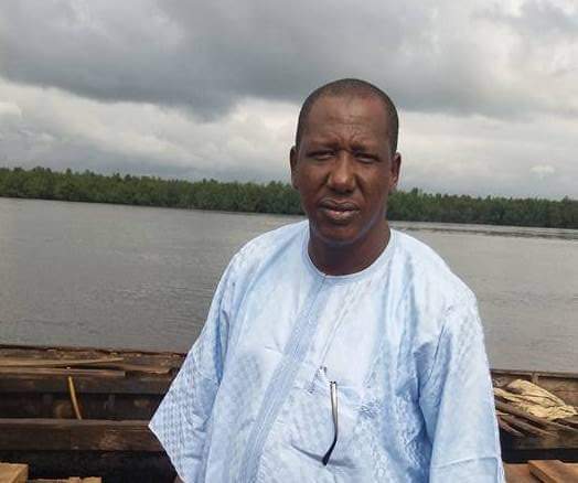 Darakta a NBTE ya mutu a harin ƴan ta’adda a kan jirgin ƙasan Abuja-Kaduna Darakta a NBTE ya mutu a harin ƴan ta’adda a kan jirgin ƙasan Abuja-Kaduna