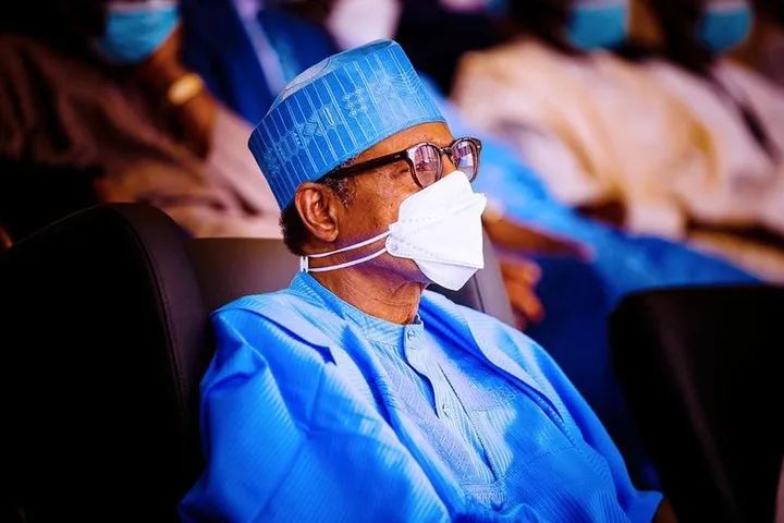Duk da harin jirgin ƙasa, Buhari ya tafi kallon wasan Nijeriya da Ghana Duk da harin jirgin ƙasa, Buhari ya tafi kallon wasan Nijeriya da Ghana