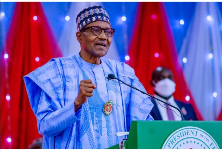 Buhari ya yi gargaɗi da a dena nuna wa juna yatsa kan rikicin APC Buhari ya yi gargaɗi da a dena nuna wa juna yatsa kan rikicin APC