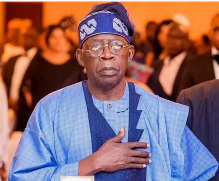 Tinubu ya soke bikin tunawa da ranar haihuwarsa sabo da harin jirgin ƙasa Tinubu ya soke bikin tunawa da ranar haihuwarsa sabo da harin jirgin ƙasa