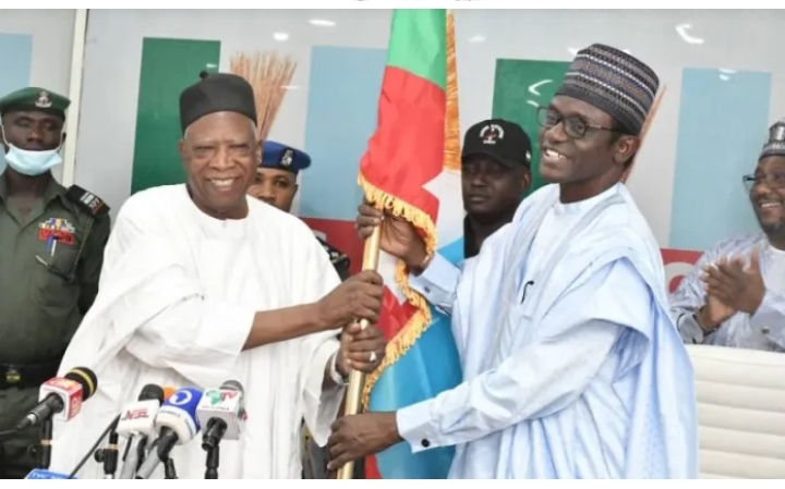 Abdullahi Adamu ya kama aiki a matsayin shugaban jami’yar APC na ƙasa Abdullahi Adamu ya kama aiki a matsayin shugaban jami’yar APC na ƙasa