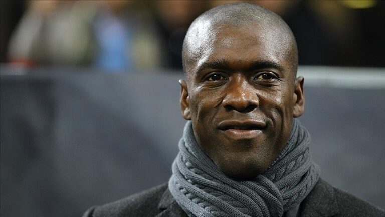Shahararren ɗan ƙwallon ƙafar Holland, Seedorf ya musulunta Shahararren ɗan ƙwallon ƙafar Holland, Seedorf ya musulunta