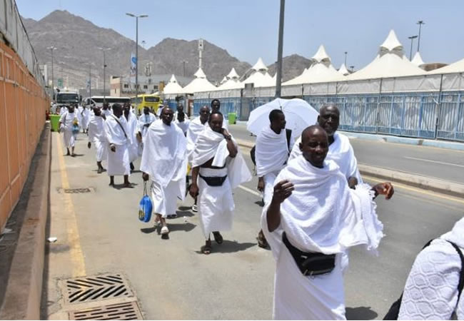 Maniyyata 850,000 ne da ga ƙasashen waje za su yi aikin Hajjin bana Maniyyata 850,000 ne da ga ƙasashen waje za su yi aikin Hajjin bana