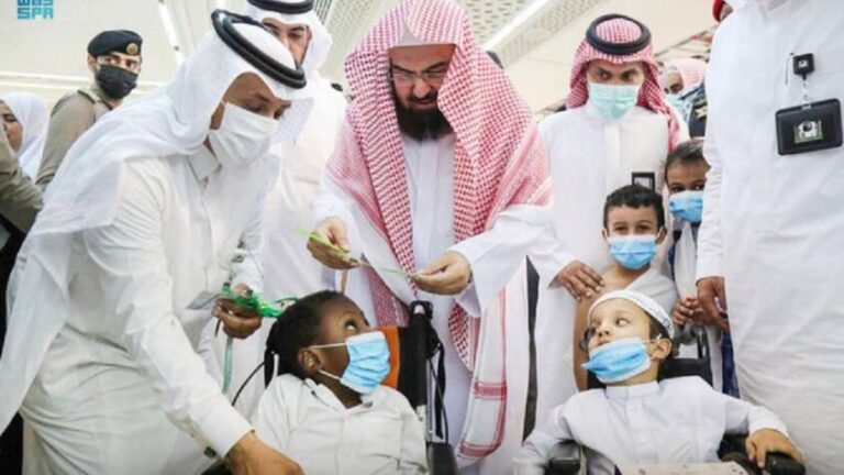 Saudiya ta ƙirƙiri abun-hannu mai na’ura domin nemo yaran da su ka ɓata a Harami Saudiya ta ƙirƙiri abun-hannu mai na’ura domin nemo yaran da su ka ɓata a Harami