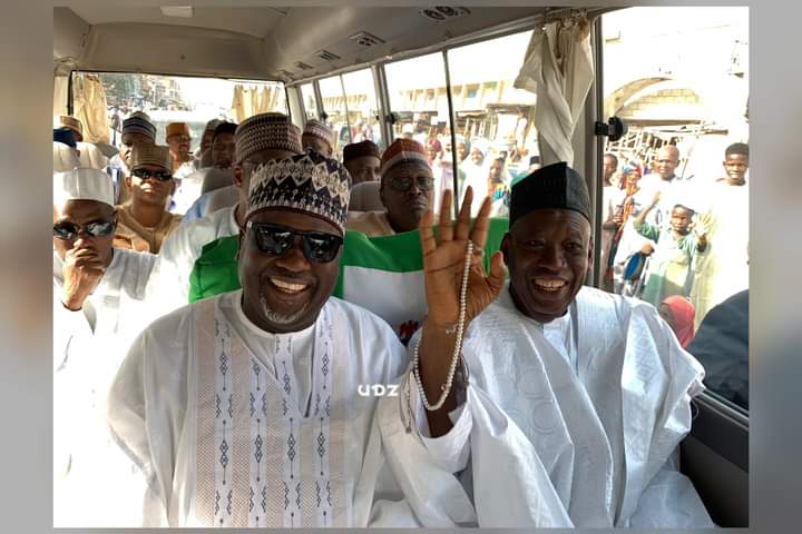 DA ƊUMI-ƊUMI: Ganduje ya tsayar da Gawuna a matsayin ɗan takarar gwamnan Kano a APC DA ƊUMI-ƊUMI: Ganduje ya tsayar da Gawuna a matsayin ɗan takarar gwamnan Kano a APC