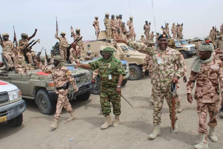 MNJTF sun hallaka ƴan ta’adda 300 a arangama 30 da suka yi a tafkin Chadi MNJTF sun hallaka ƴan ta’adda 300 a arangama 30 da suka yi a tafkin Chadi