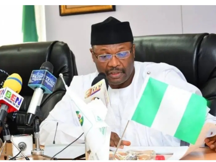 Za mu soke ƴan takarar jam’iyun da ba su yi zaɓen fidda-gwani nan da wata 1 — INEC Za mu soke ƴan takarar jam’iyun da ba su yi zaɓen fidda-gwani nan da wata 1 — INEC