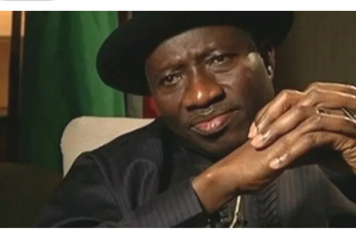 Jonathan ya ƙi amince wa da fom ɗin shugaban ƙasa na APC da ƙungiyar Fulani ta saya masa Jonathan ya ƙi amince wa da fom ɗin shugaban ƙasa na APC da ƙungiyar Fulani ta saya masa