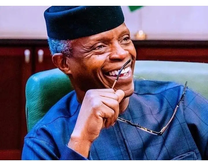 Takarar shugabancin ƙasa ta 2023: An kammala tantance Osinbajo Takarar shugabancin ƙasa ta 2023: An kammala tantance Osinbajo