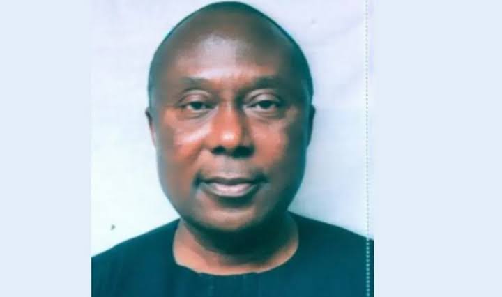 Bayan dakatar da Ahmed Idris, gwamnatin taraiya ta naɗa Akanta-Janar na riƙo Bayan dakatar da Ahmed Idris, gwamnatin taraiya ta naɗa Akanta-Janar na riƙo