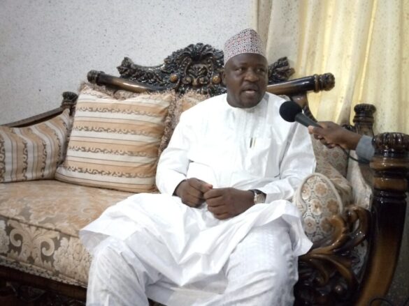 Matsalolin Nijeriya: Gyaran kundin tsarin mulki ne kawai mafita — Kawu Sumaila Matsalolin Nijeriya: Gyaran kundin tsarin mulki ne kawai mafita — Kawu Sumaila