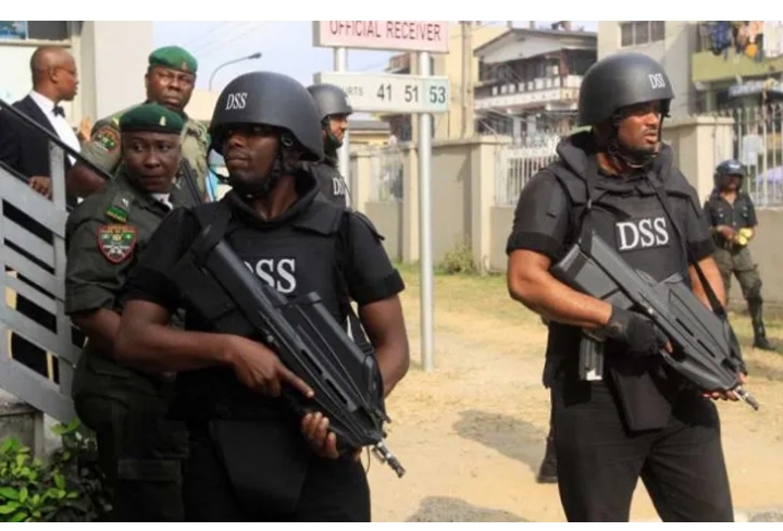 Babu wani jami’in SSS da ya tsere daga gidan yarin Kuje Babu wani jami’in SSS da ya tsere daga gidan yarin Kuje