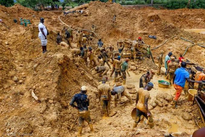 Gwamnatin Naija ta hana haƙar ma’adanai Gwamnatin Naija ta hana haƙar ma’adanai