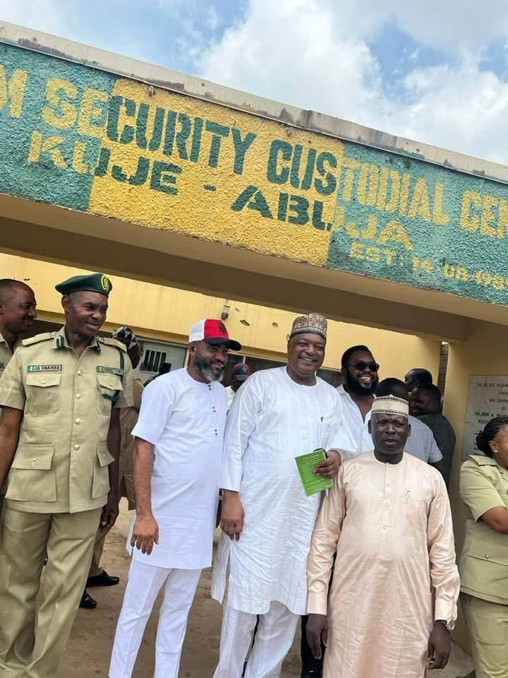 YANZU-YANZU: An saki Dariye da Nyame daga gidan yari YANZU-YANZU: An saki Dariye da Nyame daga gidan yari