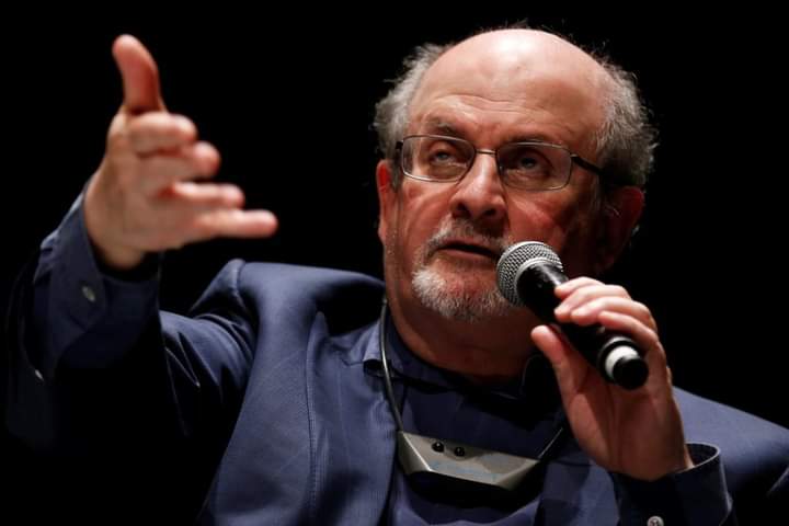 Salman Rushdie, wanda yai ɓatanci ga Annabi Muhammad na cikin mawuyacin hali