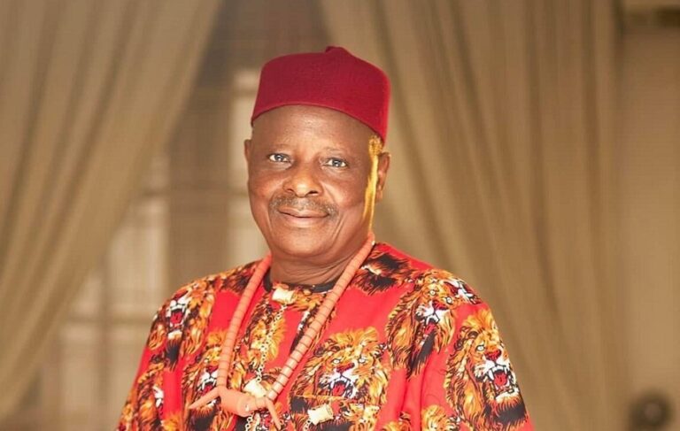 2023: NNPP za ta ƙwaci mulki a hannun Zulum, in ji Kwankwaso 2023: NNPP za ta ƙwaci mulki a hannun Zulum, in ji Kwankwaso
