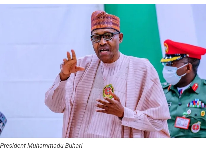 Buhari ya umarci NNPC da ya kammala titin Gabas zuwa Yammacin ƙasar nan Buhari ya umarci NNPC da ya kammala titin Gabas zuwa Yammacin ƙasar nan