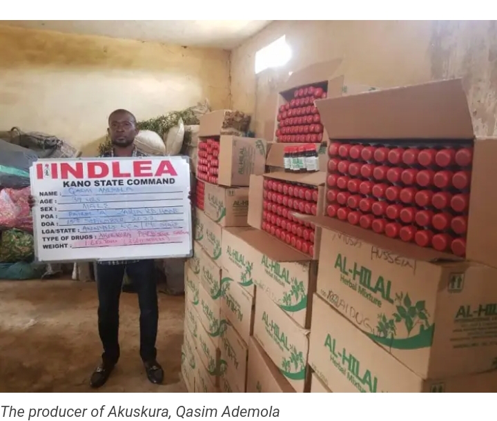 NDLEA ta kama kwalaben Akurkura 26,600 a Kano NDLEA ta kama kwalaben Akurkura 26,600 a Kano