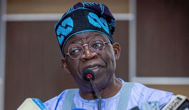 Na daina amfani da ‘Social Media’ sabo da ta na bani hawan jini — Tinubu Na daina amfani da ‘Social Media’ sabo da ta na bani hawan jini — Tinubu