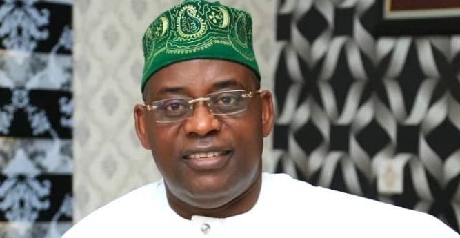 Ɗan majalisar dokokin jihar Legas ya rasu a wajen ƙaddamar da yaƙin neman zaɓen Tinubu Ɗan majalisar dokokin jihar Legas ya rasu a wajen ƙaddamar da yaƙin neman zaɓen Tinubu