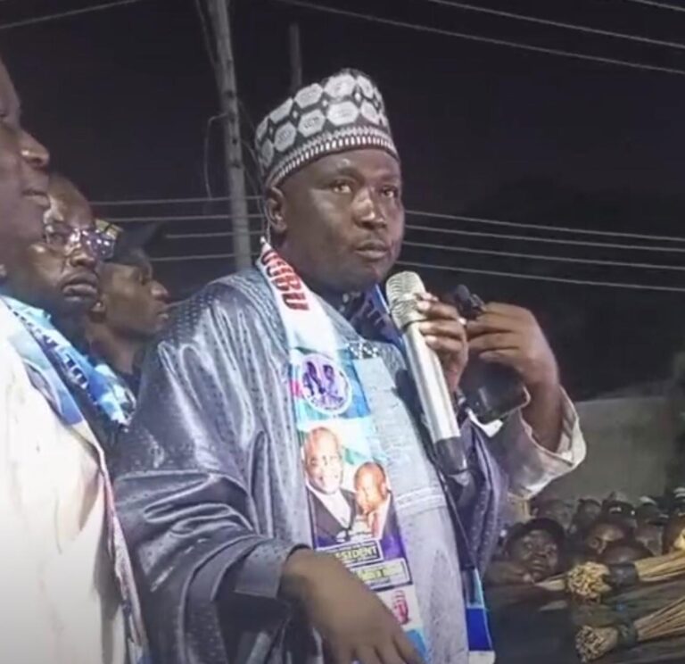 Ko an ƙi ko an so Kwankwaso ba ƙashin yarwa ba ne a Kano, in ji Doguwa Ko an ƙi ko an so Kwankwaso ba ƙashin yarwa ba ne a Kano, in ji Doguwa