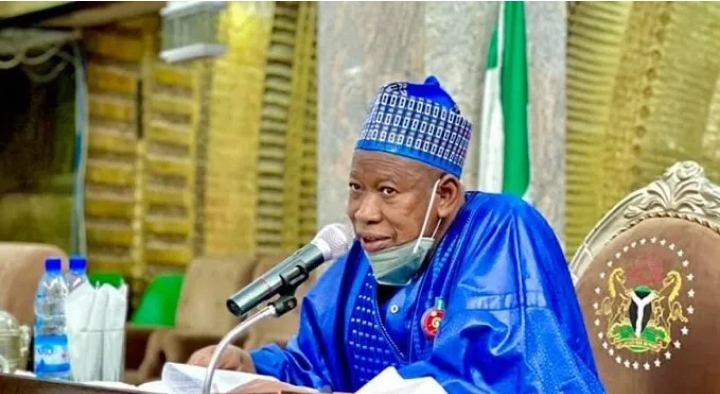 Ganduje ya amince wa jam’iyyu su yi amfani da filayen taruka don yin kamfe a Kano Ganduje ya amince wa jam’iyyu su yi amfani da filayen taruka don yin kamfe a Kano