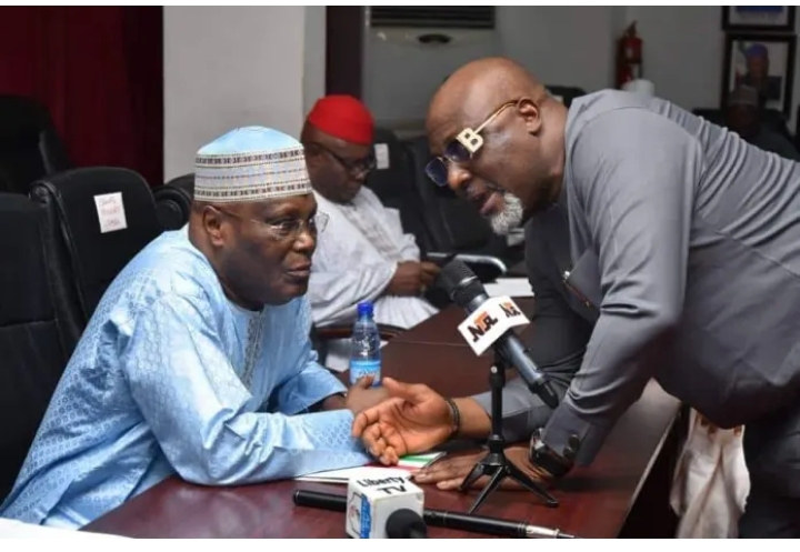 Atiku ya bada tallafin Naira miliyan 30 ga ƴan PDP da su ka yi haɗari a Plateau Atiku ya bada tallafin Naira miliyan 30 ga ƴan PDP da su ka yi haɗari a Plateau