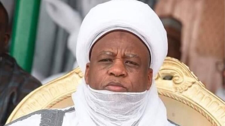 Sarkin Musulmi ya bukaci Buhari da ya gaggauta ɗaukar mataki kan batun sauyin kudi Sarkin Musulmi ya bukaci Buhari da ya gaggauta ɗaukar mataki kan batun sauyin kudi
