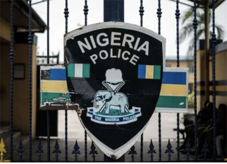 Saurayi ya shaƙe budurwarsa mai juna-biyu ta mutu a Kano – Ƴansanda Saurayi ya shaƙe budurwarsa mai juna-biyu ta mutu a Kano – Ƴansanda
