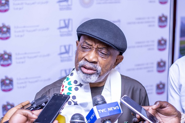 Gwamnatin Nijeriya ta yi barazanar maye gurbin likitocin da ke yajin aiki da ma’aikatan wucin-gadi Gwamnatin Nijeriya ta yi barazanar maye gurbin likitocin da ke yajin aiki da ma’aikatan wucin-gadi