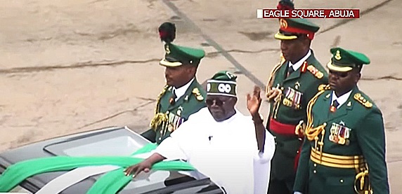 Zan cire tallafin man fetur na yi amfani da kuɗaɗen wajen yi wa Nijeriya aiki – Tinubu Zan cire tallafin man fetur na yi amfani da kuɗaɗen wajen yi wa Nijeriya aiki – Tinubu