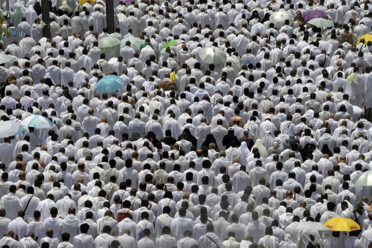 Saudiyya ta rage kudin aikin Hajjin 2024 ga maniyyatan Nijeriya Saudiyya ta rage kudin aikin Hajjin 2024 ga maniyyatan Nijeriya