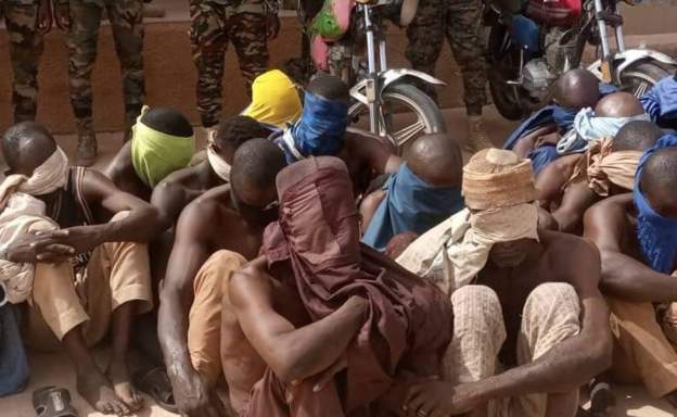 Dakarun Nijar sun cafke ɗanbindiga Ɓaleri da Nijeriya ke nema ruwa a jallo Dakarun Nijar sun cafke ɗanbindiga Ɓaleri da Nijeriya ke nema ruwa a jallo
