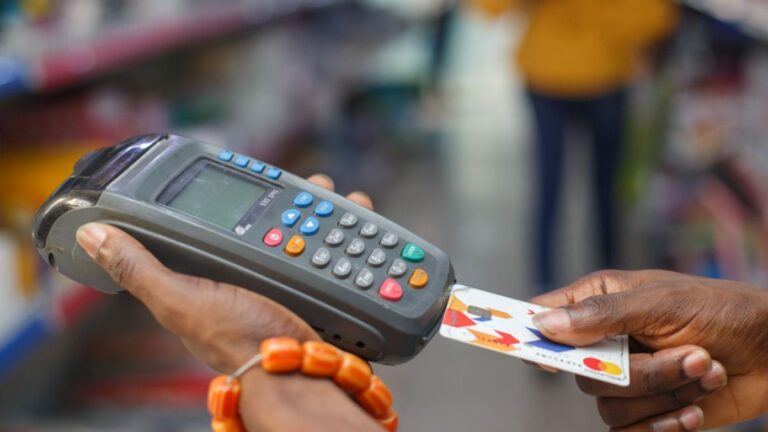 Idan mu ka yi rijista da CAC to akan kwastomomi za mu fanshe — Masu POS Idan mu ka yi rijista da CAC to akan kwastomomi za mu fanshe — Masu POS