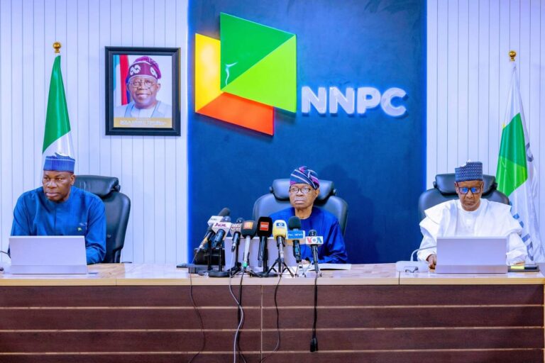 Dalilin da ya sa mu ka sake ƙara farashin mai — NNPC