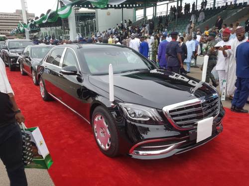 President Muhammadu Buhari on Wednesday appeared in a new 2019 Mercedes-Maybach s650 bullet-proof car, which experts say it is worth at least N280million.