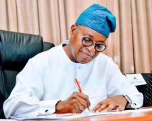Gov. Oyetola imposes fresh 24-hour curfew on Osun
