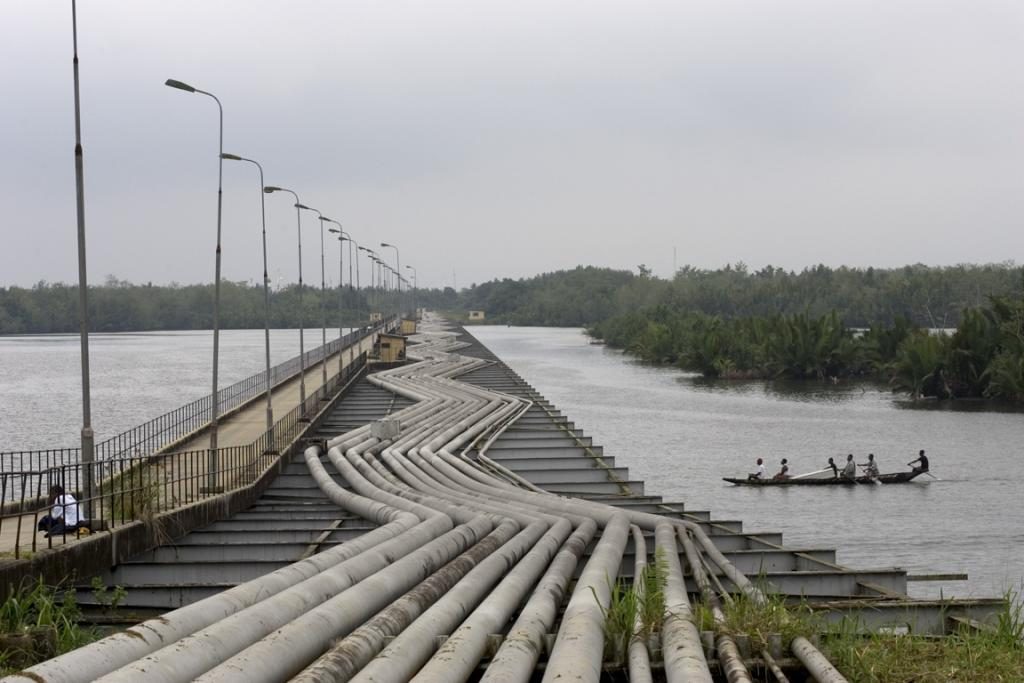 Oil pipelines, Niger-Delta