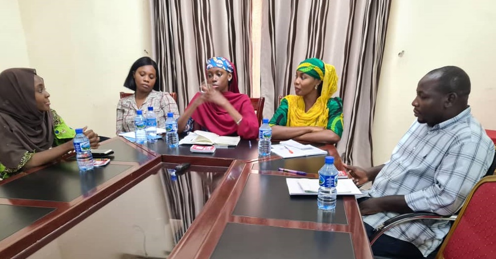 Campaign Team Lead, Zubaida Baba-Ibrahim (middle)